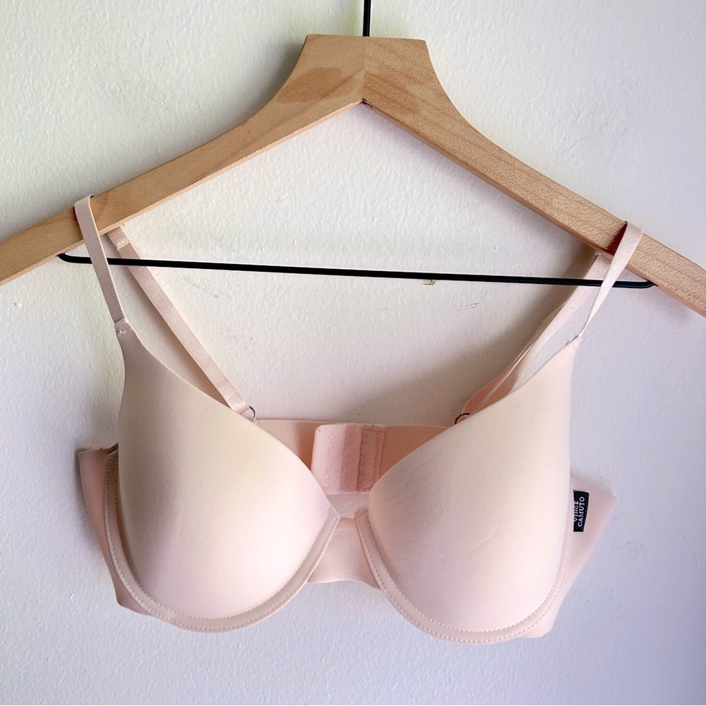 Vince Camuto pale baby pink underwire t-shirt bra - size 36C